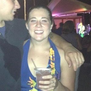 Meet your Posher, Casey